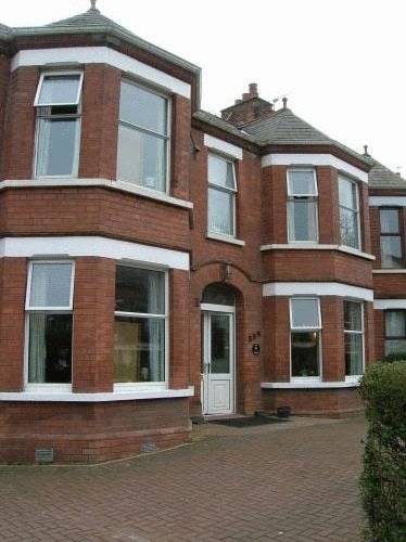 ベルファスト イギリス ホテルバウチャープロモーションコード Belfast booking.com